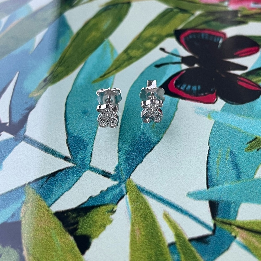 White Silver Vermeil Puppies Earrings with sparkling Bear motif